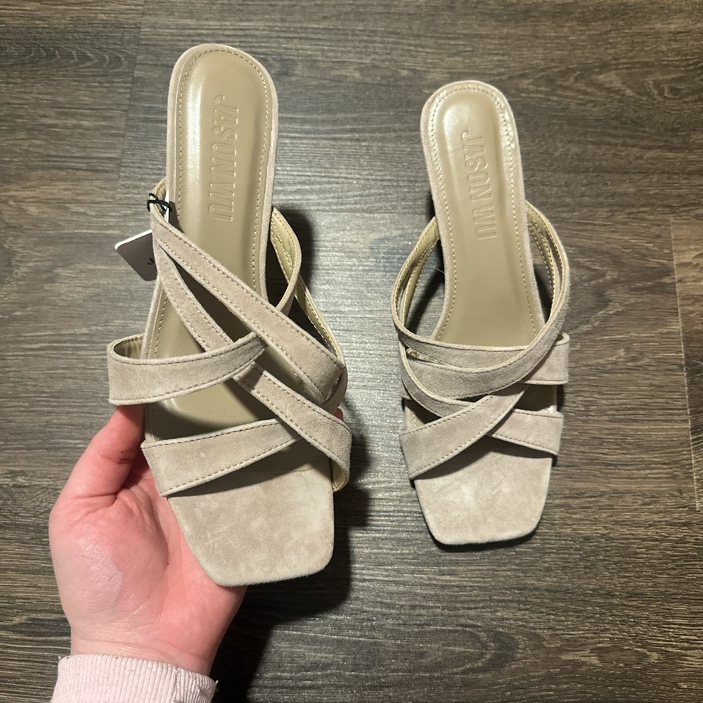 NWT JASON WU LEATHER KITTEN HEELS